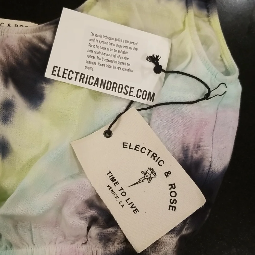 💕ELECTRIC & ROSE💕 Linda Crop Top ~ Onyx Lavender Glow Tie Dye Pattern XS NWT - Picture 11 of 14